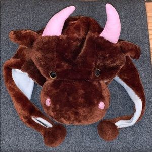 Plush cow novelty hat